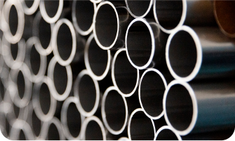 Collection de tubes en aluminium pour l'aéronautique.